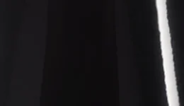 Avery Dennison Gloss Black SW900-190-O swatch